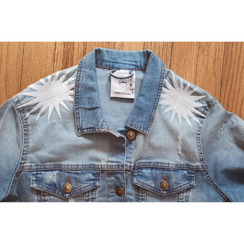 Hillsong There is More Denim Trucker Jacket Embrodered Lion Patch Medium - Picture 4 of 9